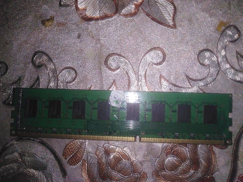 4 GB DDR3 ram, Tower and desktop, 1600mhz for CPU 0