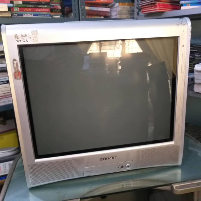 Sony TV Original Japan 21 inch with Tv trolly 6