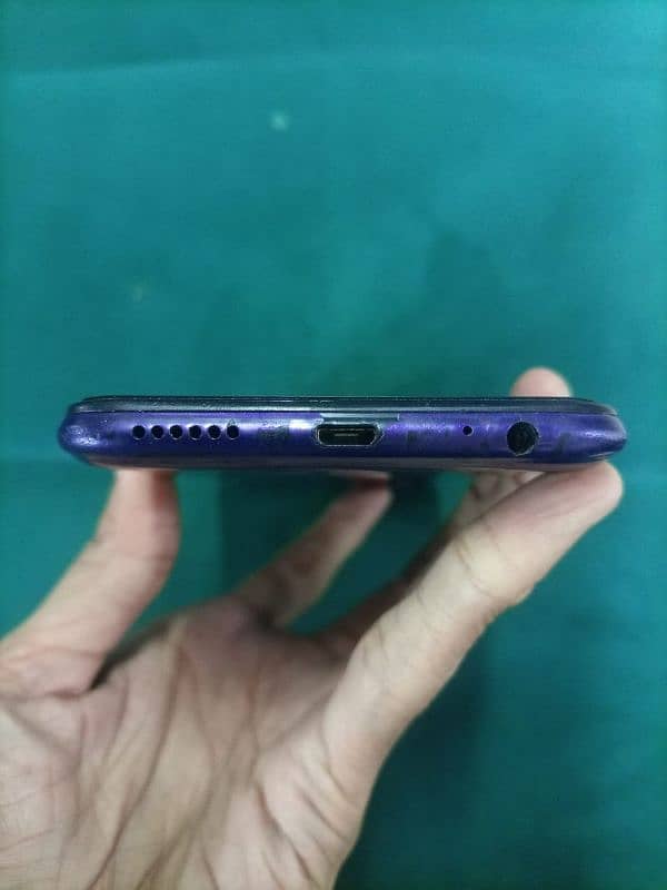 infinix hot 8 X650c 4/64gb 5