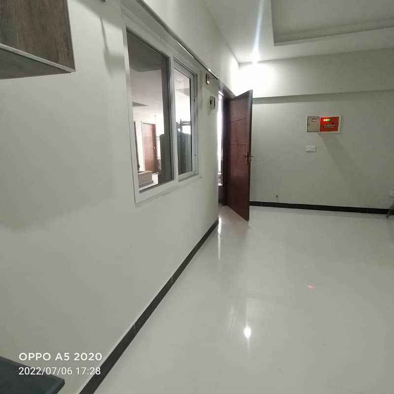 1 Bedroom Unfurnished Available in Capital Residencia E-11 Islamabad 5