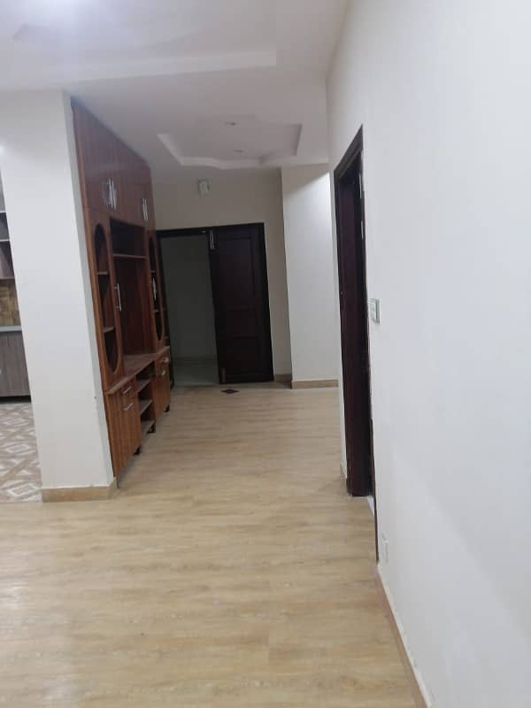 3 bedrooms Unfurnished Available in Khudadad Heights 6