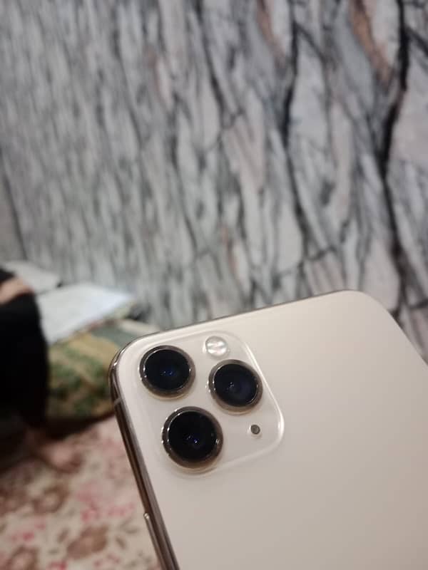 iphone 11 pro max 64GB PTA 0