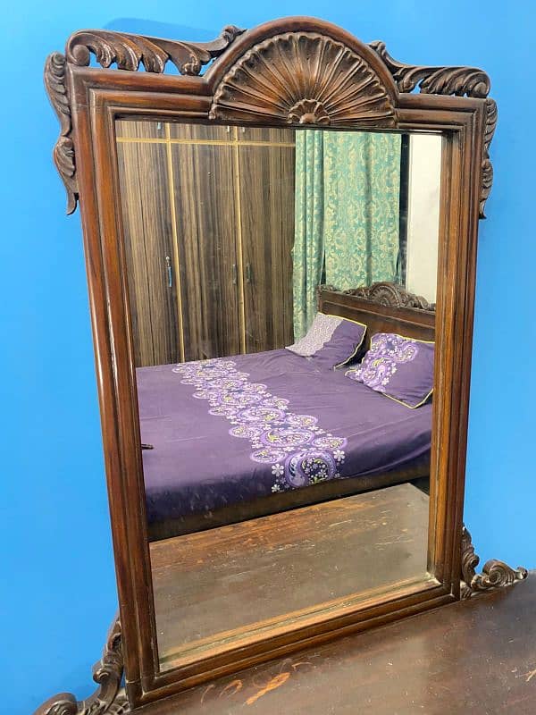 Used Dressing Table and Bed Side Tables 1