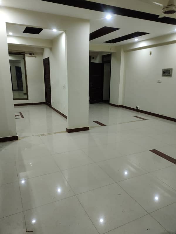 Front Block 2 Bed Apartment in Khudadad Heights 0