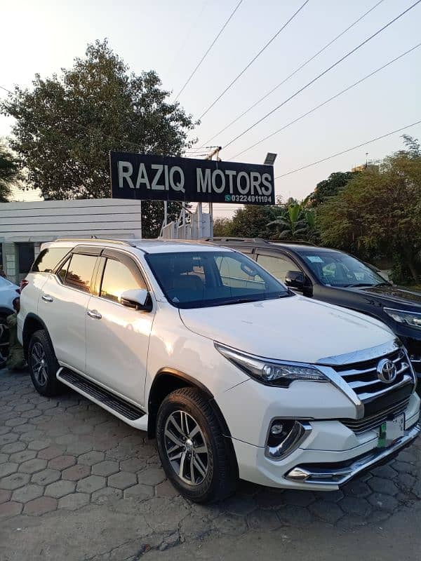 Toyota Fortuner Sigma 2018 2.8 diesel b2b genuine 0