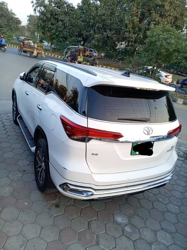 Toyota Fortuner Sigma 2018 2.8 diesel b2b genuine 13