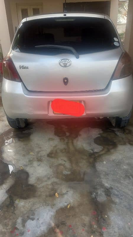 Toyota Vitz 2011 3