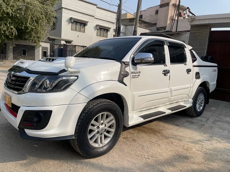 Toyota Hilux 2012/16 Vigo Champ Thailand Like New 5