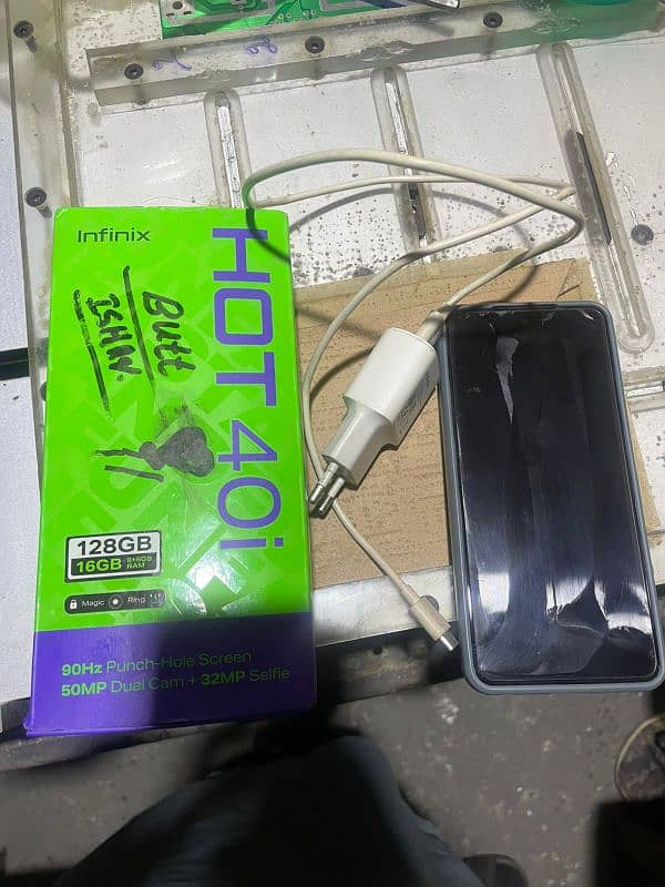 Infinix Hot40i 0