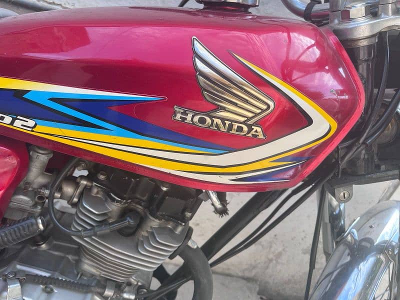 Honda 125 Excellent condition 4