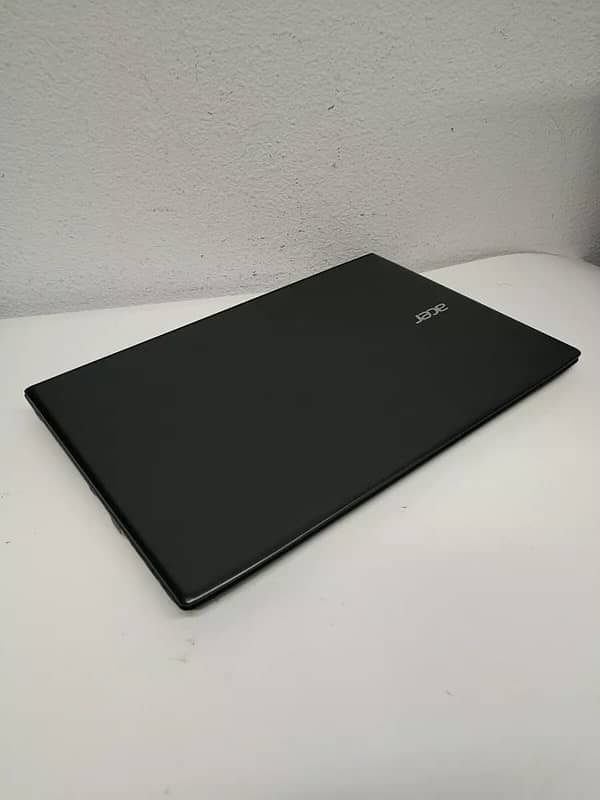 Acer Aspire E5-575 core i5 6th Gen 2