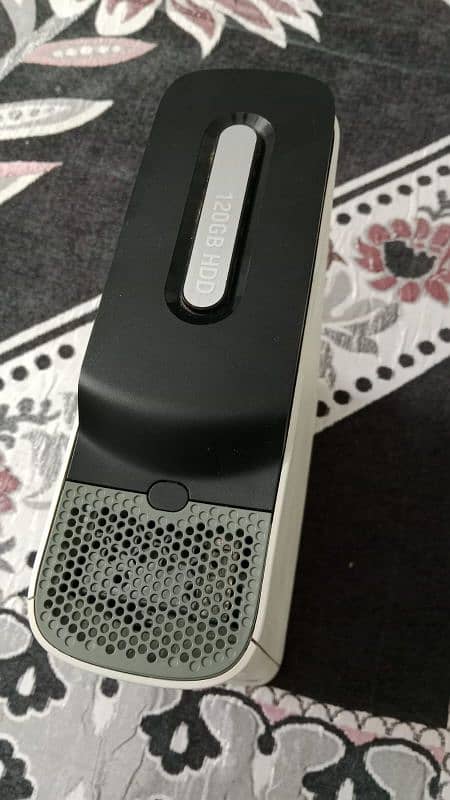 Xbox 360 fully original condition 10/10 2