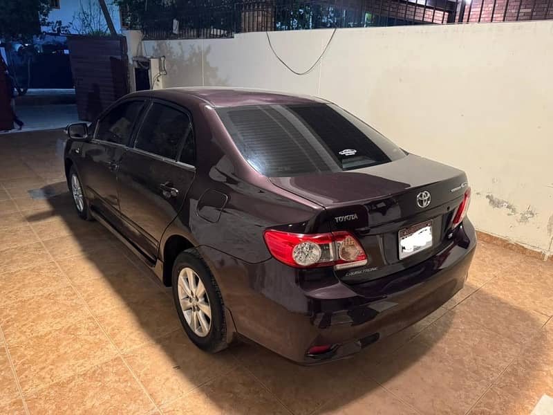 Toyota Corolla Altis 2012 3