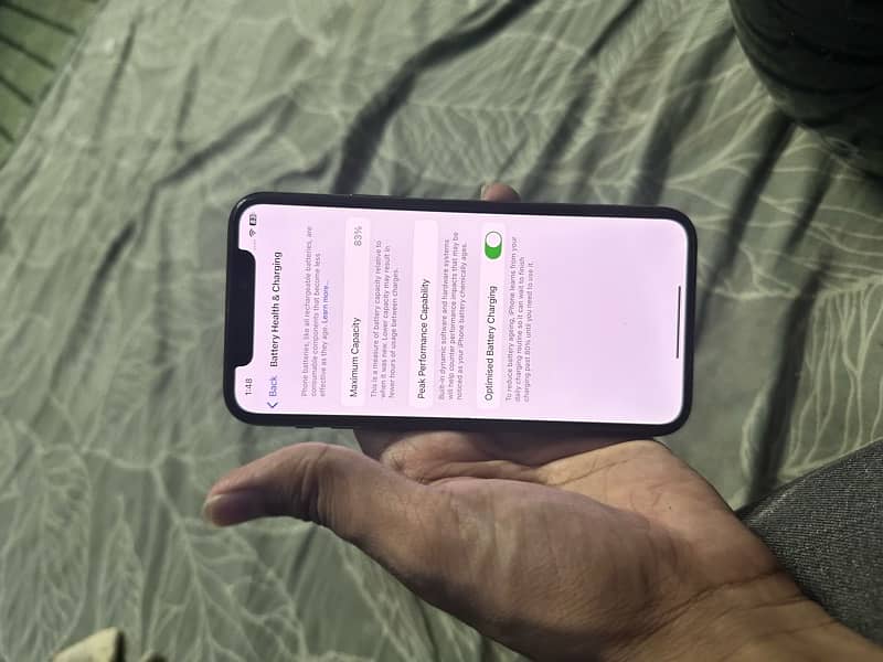 iPhone 11 Pro 256gb factory unlock /non pta 8