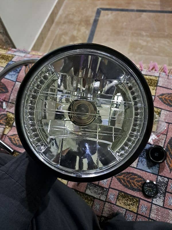 6.75" round headlight for bike 3