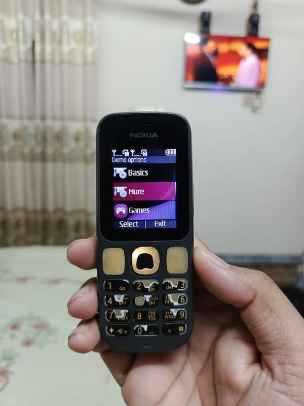 Nokia 101 dual sim+memory card 3