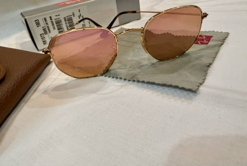 Rayban’s sunglasses 1