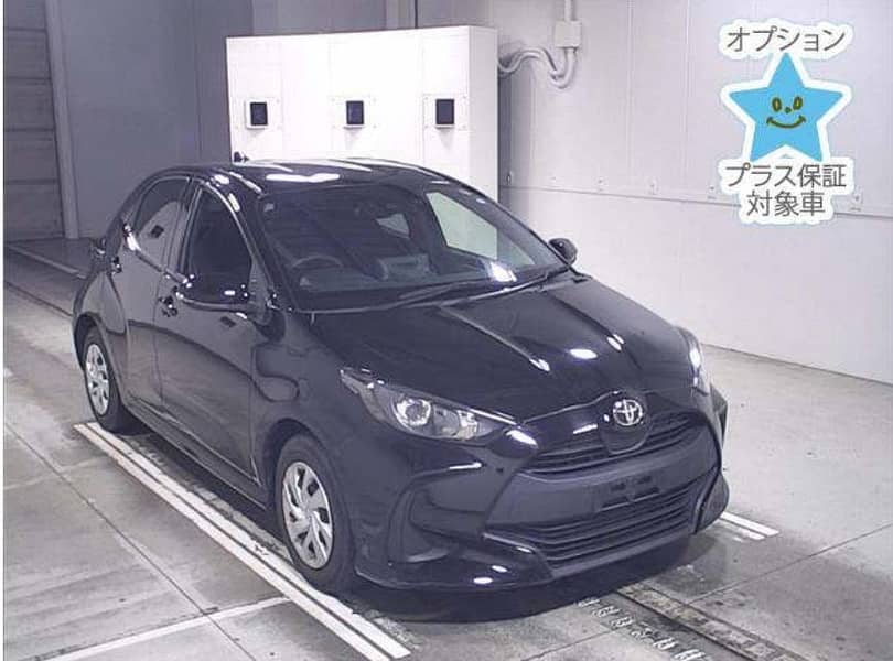 Toyota Yaris 2021 X package (Push start) 14