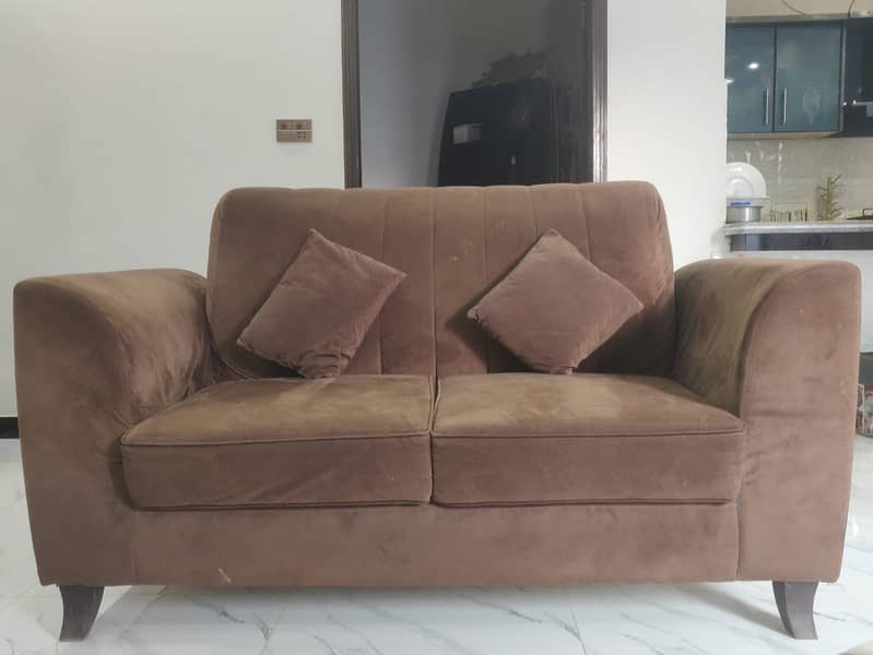 7 seater sofa neat n clean 3