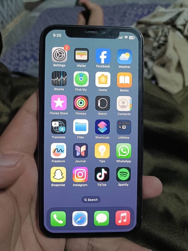 iPhone XS 0