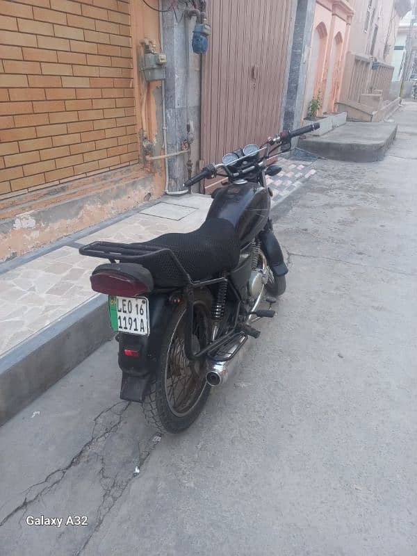 suzuki gs 150 bike 5