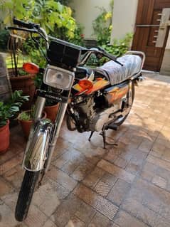 03*25*99*30*677 only WhatsApp on Honda CG 125 for sale