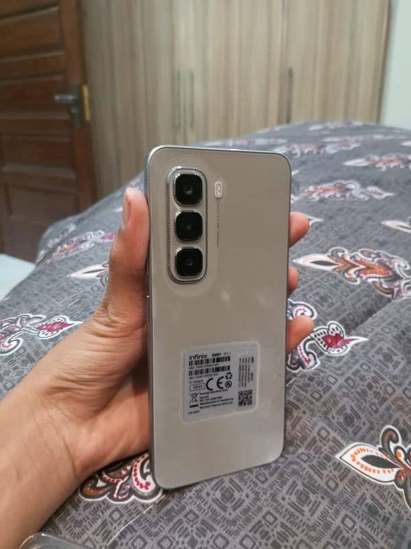 Infinix hot 50 pro 1 weekh use hai only 0