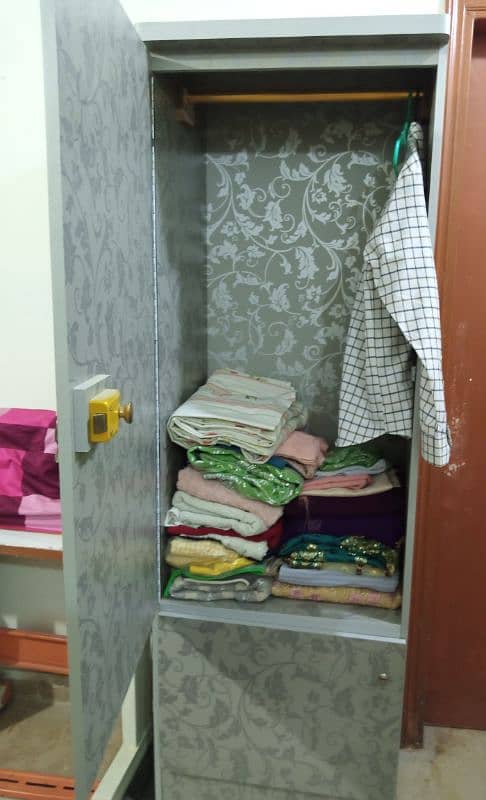 single wardrobe 1