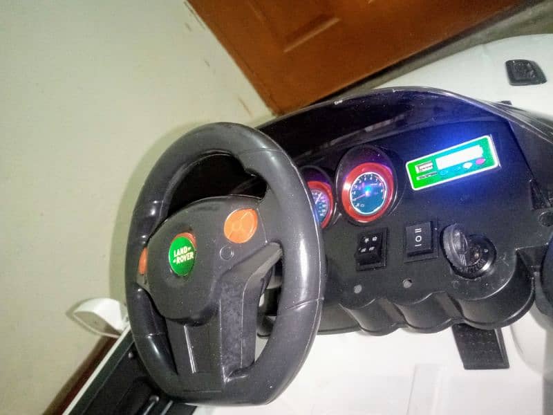 Kids Electric Car O3358O8816O Call/Whatsap with Remote and Charger 12