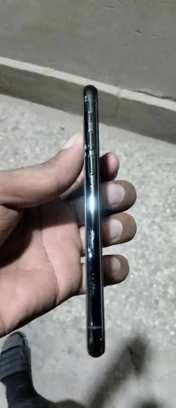 iPhone 11 Pro non pta Fu 3