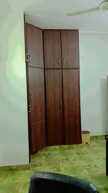 1 kanal lower portion for rent 11