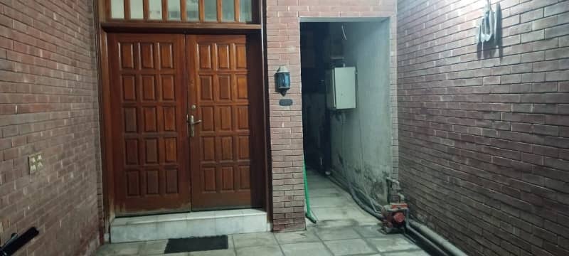 2 kanal house for rent in Johar Town 19