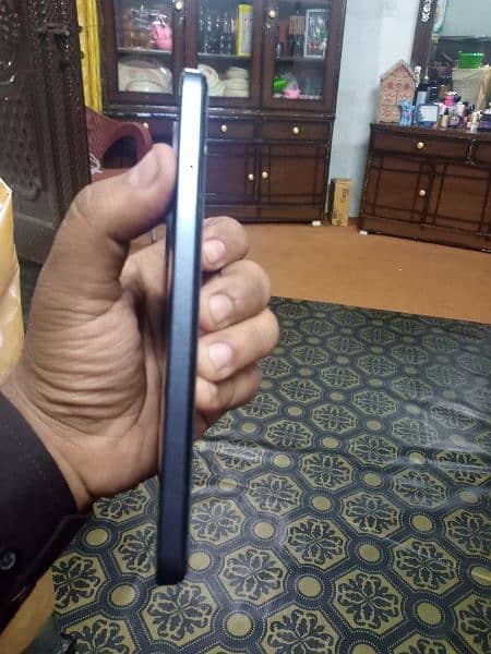 infinix smart 8 pro 8/128 urgent sale 2