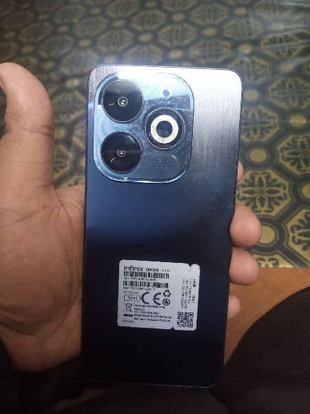 infinix smart 8 pro 8/128 urgent sale 4