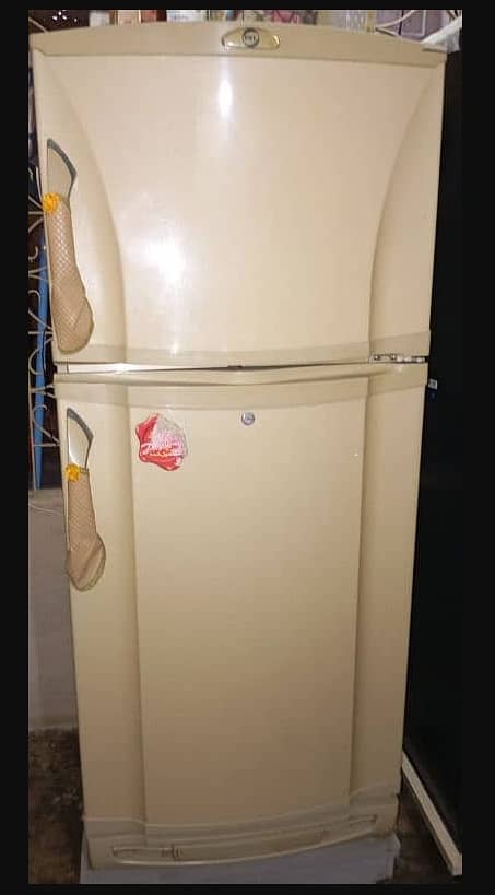 Pell refrigerator for sale 0