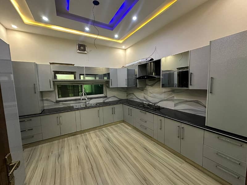 1 Kanal Brand New House For Sale Reasonable Price At Very Hot Location 18