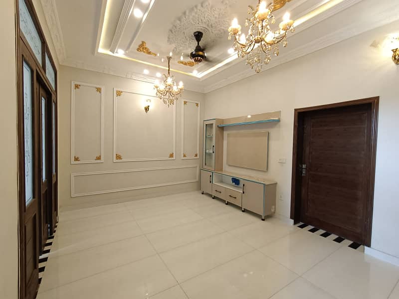 5 Marla Facing Park Very Beautiful Luxury Brand New Spanish House For SALE In Johar Town Phase-2 Very Super Hot Location Easy Access Through Main Boulevard Road Or Main Kanal Road 4