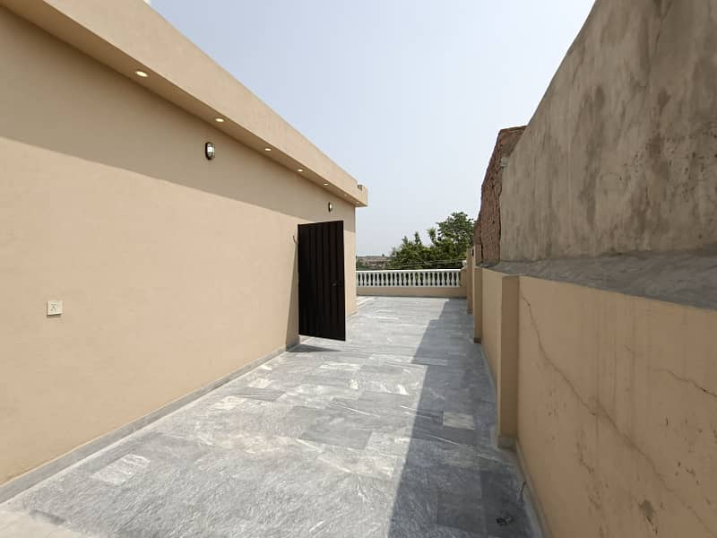 5 Marla Facing Park Very Beautiful Luxury Brand New Spanish House For SALE In Johar Town Phase-2 Very Super Hot Location Easy Access Through Main Boulevard Road Or Main Kanal Road 43