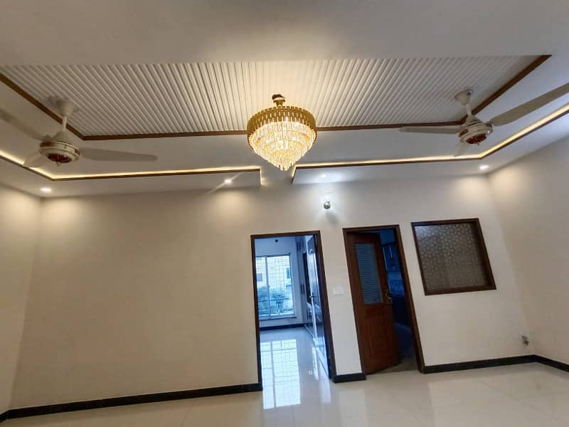 5.5 MARLA BRAND NEW HOUSE FOR SALE IN JOHAR TOWN 9