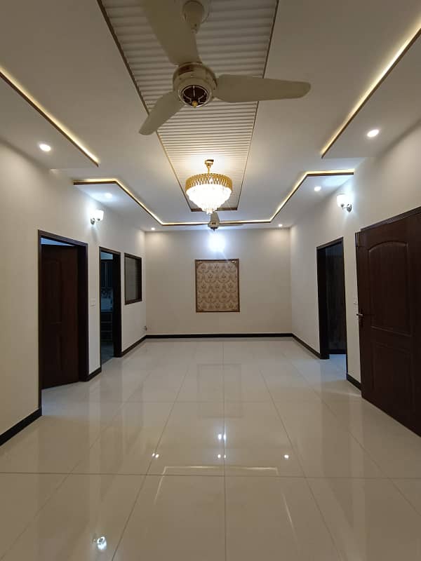 5.5 MARLA BRAND NEW HOUSE FOR SALE IN JOHAR TOWN 13