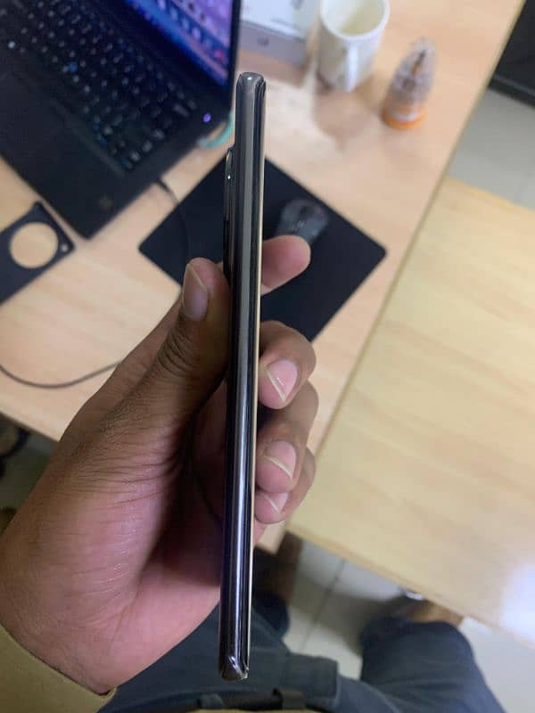 Infinix Zero 40 Edge display 6