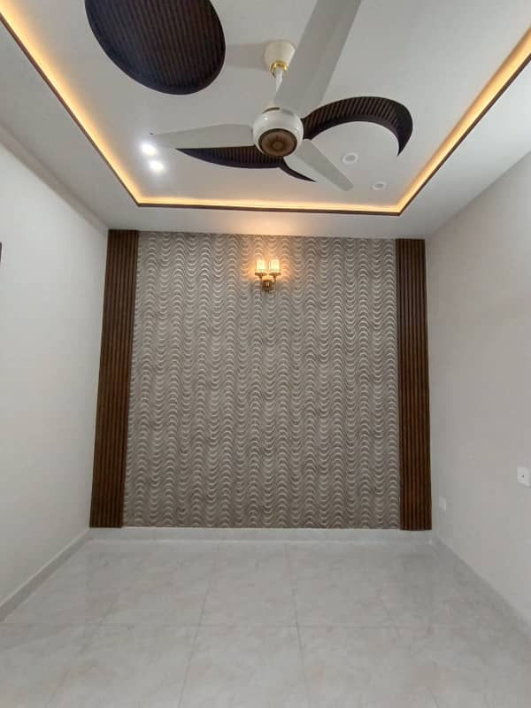 5 Marla Triple Storey House For SALE In Johar Town Hot Location 20