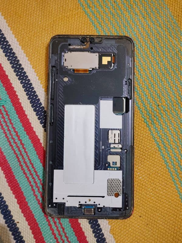 LG V40 ThinQ (Panel Not Working) | Genuine Parts | Repair Project 4