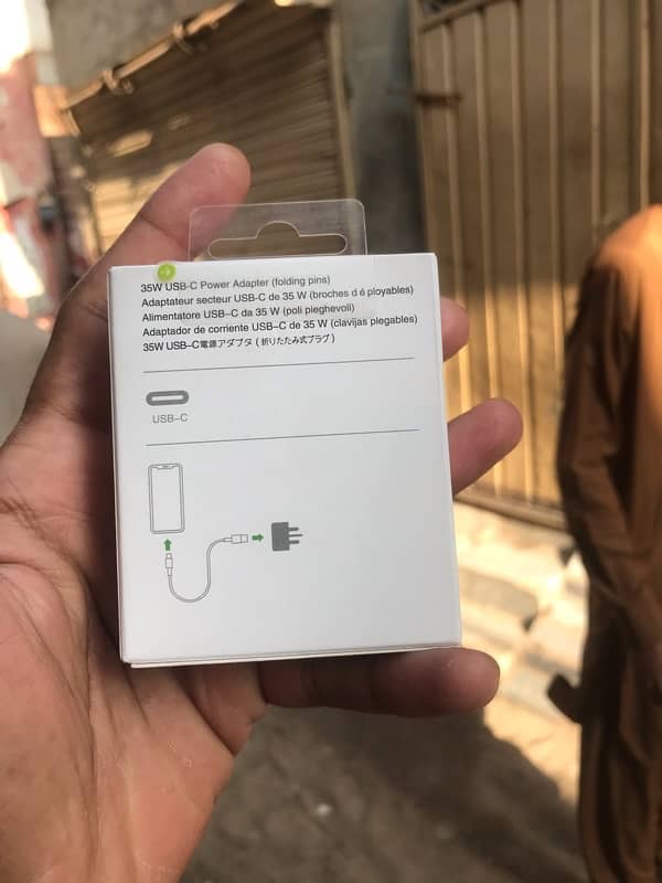 iphone 15 pro max charger 1