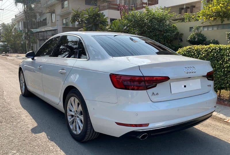 Audi A4 2016 8