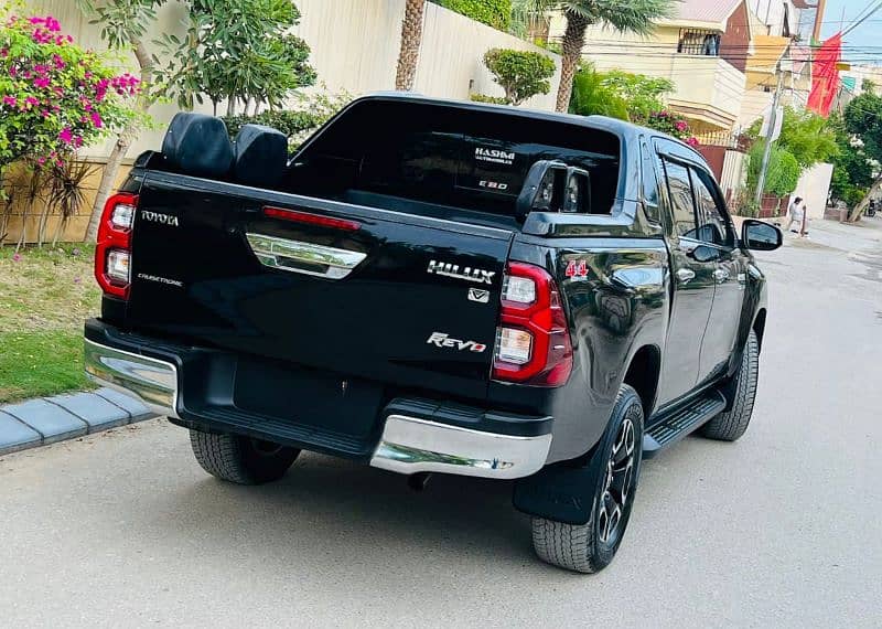 Toyota Hilux 2021 New shape 3