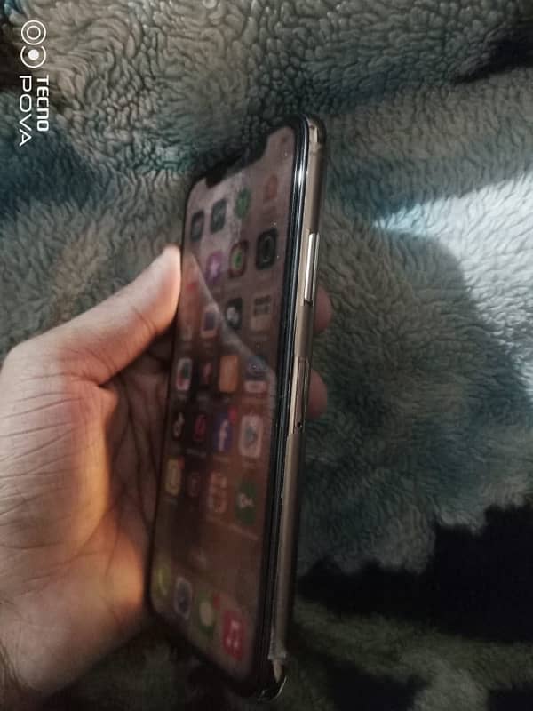 iPhone XS 64 gp pta aprowed 3