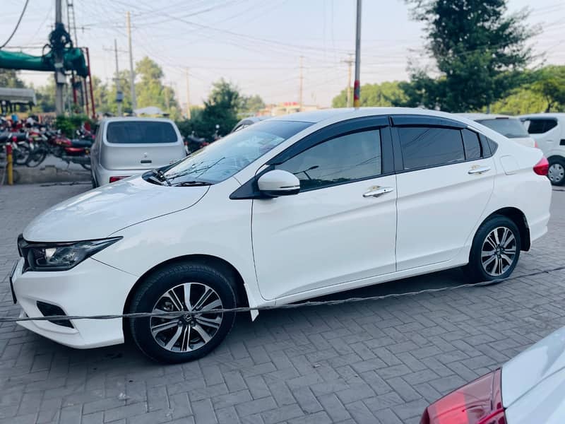 Honda City Aspire 2022 cvt 8