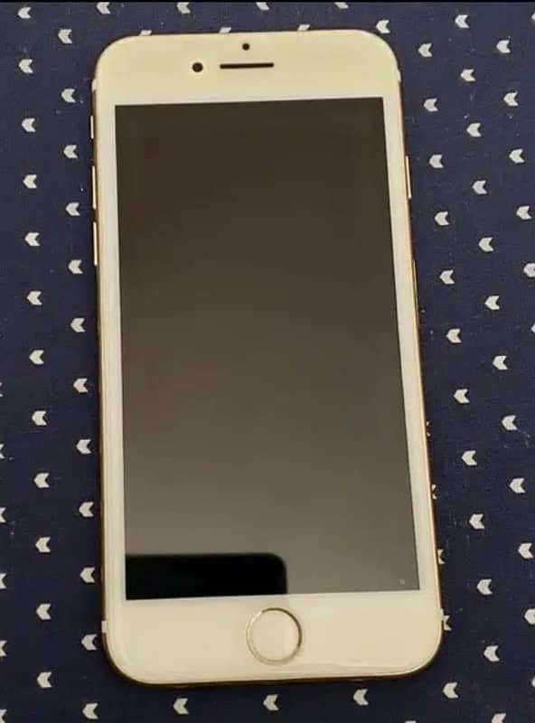 iPhone 7–128gb 1