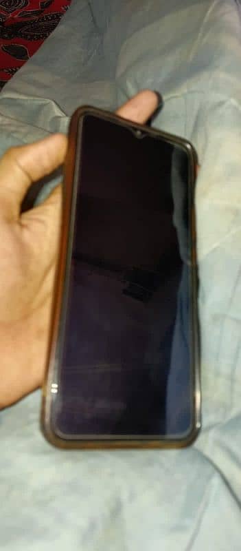 Infinix hot 11 play 4/64 6000,mah battery only 16,000 1